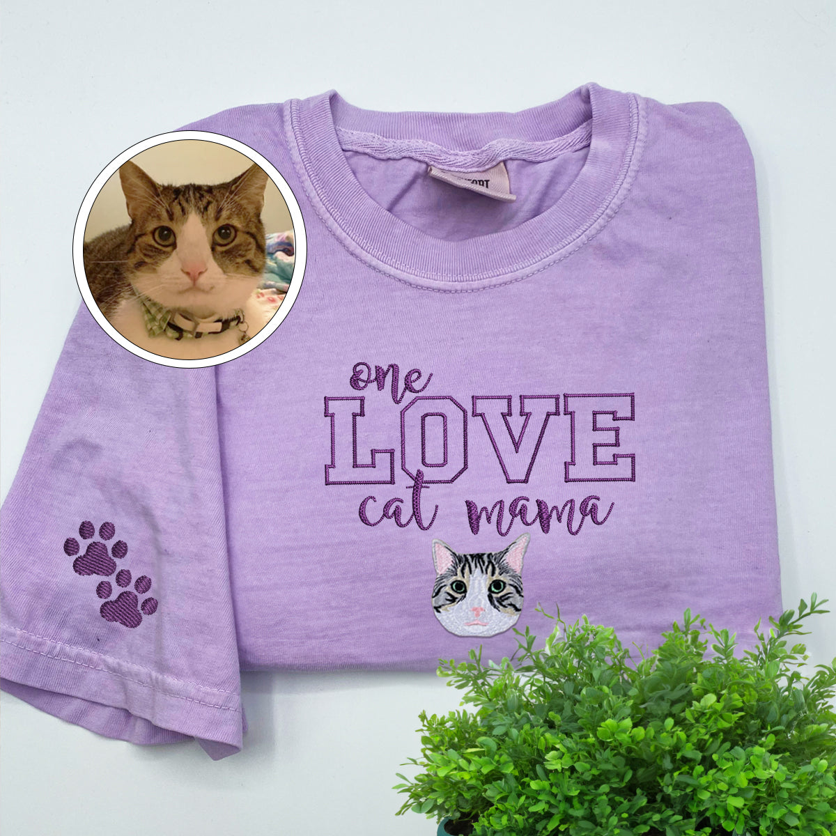 Custom Embroidered One Love Cat Mama T-Shirt - Personalized Cat Mother Gift